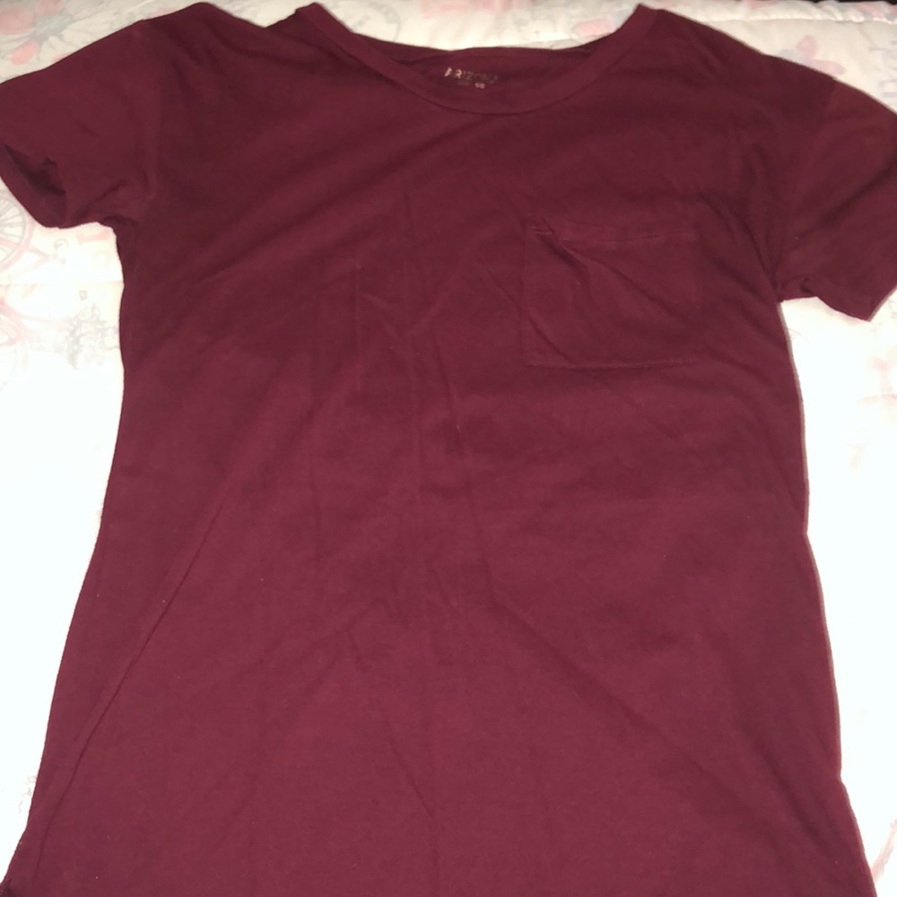 Maroon short sleeve